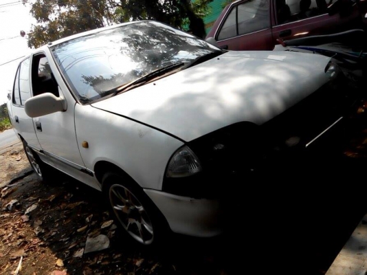 ขาย Suzuki Swift เครื่อง 1300 cc. ถูกๆครับ ขาย Suzuki Swift เครื่อง 1300 cc. ถูกๆครับ