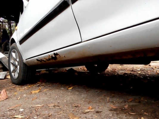 ขาย Suzuki Swift เครื่อง 1300 cc. ถูกๆครับ ขาย Suzuki Swift เครื่อง 1300 cc. ถูกๆครับ