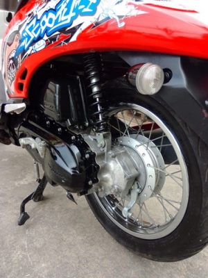 Scoopy-i สีแดง-ดำ ลายแอคทีฟบอย สวยๆประหยัดน้ำมัน ราคาถูกครับ