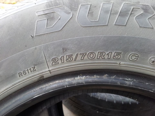 ขายยาง Bridgestone Duravis 215/ 70 /15 ปี 12 ขายยาง Bridgestone Duravis 215/ 70 /15 ปี 12