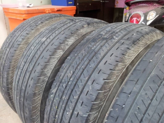 ขายยาง Bridgestone Duravis 215/ 70 /15 ปี 12 ขายยาง Bridgestone Duravis 215/ 70 /15 ปี 12