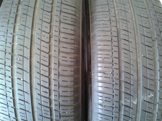 ยางบิชโตน225-65-17 ดอกเต็ม1คู่ ปลายปี2012  ขาย1,590 บาท