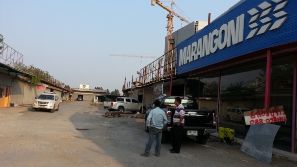 ขายห้องแถวกว้าง 5 เมตรลึก 7 เมตรมี70 ห้องๆละ 7,000 บาทหลังคากระเบื้องไปรื้อเอาเลยครับแบ่งซื้อได้ครับ