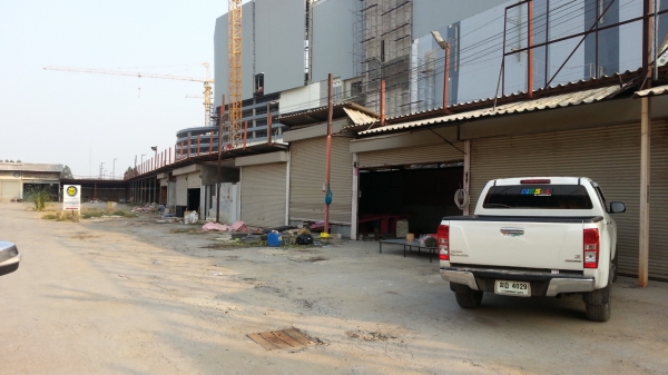 ขายห้องแถวกว้าง 5 เมตรลึก 7 เมตรมี70 ห้องๆละ 7,000 บาทหลังคากระเบื้องไปรื้อเอาเลยครับแบ่งซื้อได้ครับ