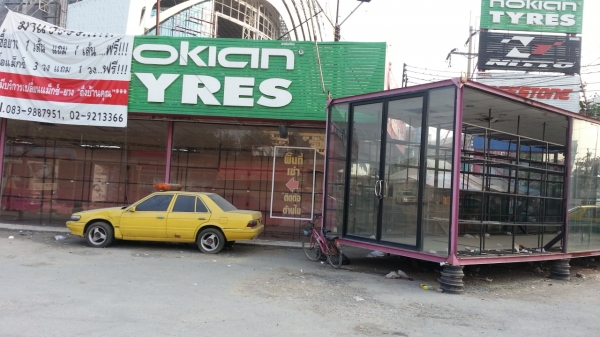 ขายห้องแถวกว้าง 5 เมตรลึก 7 เมตรมี70 ห้องๆละ 7,000 บาทหลังคากระเบื้องไปรื้อเอาเลยครับแบ่งซื้อได้ครับ