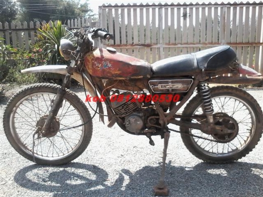 ขาย DT100 ไม่มีเล่มออกบซื้อขายเหมาะกับนักปั้นหรือเอาไปทำอะไหล่ ขาย 4500 บาท