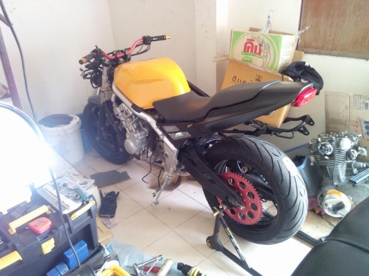 ลองขายดู CB1 400cc ทะเบียนแท้