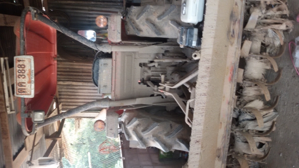 ขายรถคูโบต้า36แรงพร้อมไช้งานรถเดิมมีโรตาลี่ตราช้าง1อ้นไมค์ 1600ชั่วโมงพร้อมทะเบียนราคา268000สนใจสอบุถามได้ที่081 3655997 อ๋าพร  พาเจริญ  ราคาต่อำได้รองครับ