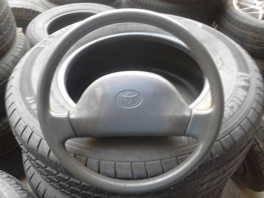 พวงมาลัย TOYOTA 3 ห่วง   TEL.081-427-3941