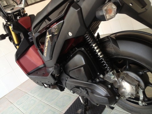 Zoomer-x ตัวTOP วิ่ง5000 รถ9เดือน (ของแถม 4 รายการ)