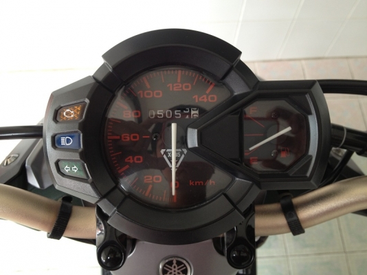 TTX รุ่นLimited ลายทหาร สีดำด้าน วิ่ง5000 ปี56 (ของแถม 4 รายการ) TTX รุ่นLimited ลายทหาร สีดำด้าน วิ่ง5000 ปี56 (ของแถม 4 รายการ)