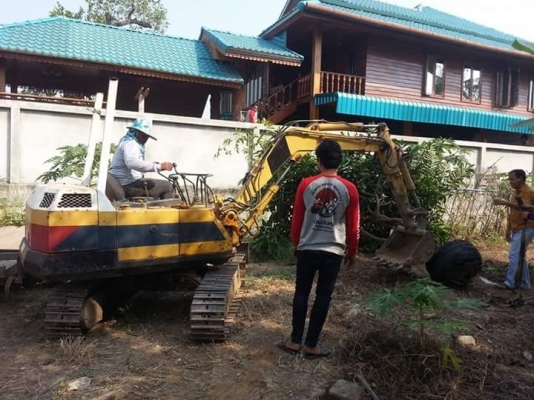 โคมัสสุ PC20-5 ใช้งานไดปรกติ..เครื่องดีปั้มดี..เอกสารอินวอย