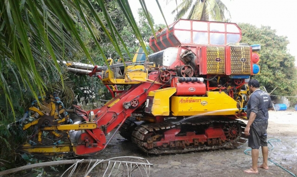 ขายรถเกี่ยวข้าวศัก KM47 เครื่อง6HH1เทอโบ ปั้มไดกิ้น22 ตัวเดิน 12  ราคา480000 ลดสุดๆคับ พร้อมใช้ ด่วน