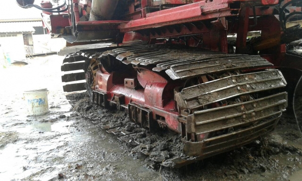 ขายรถเกี่ยวข้าวศัก KM47 เครื่อง6HH1เทอโบ ปั้มไดกิ้น22 ตัวเดิน 12  ราคา480000 ลดสุดๆคับ พร้อมใช้ ด่วน