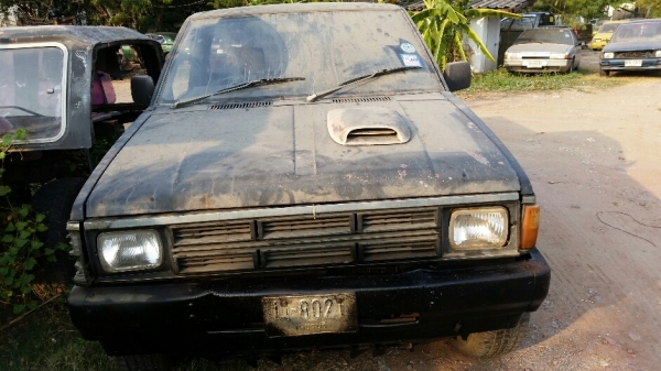 นิสสัน Big M เครื่องฝากแดง พวงมาลัยพาวเวอร์ แม็ก4ล้อ ขับได้ ทะเบียนขาด ธ.ค.56