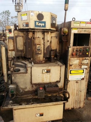 ขายเครื่องเจียร์ เครื่องเซาะร่องน้ำมัน เครื่องทำเกลียวและลบมุมราคา 50,000-100,000 บาท