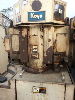 ขายเครื่องเจียร์ เครื่องเซาะร่องน้ำมัน เครื่องทำเกลียวและลบมุมราคา 50,000-100,000 บาท