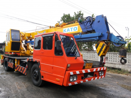 ขายรถเครน KATO สภาพสวย ใช้งานคล่องตัว