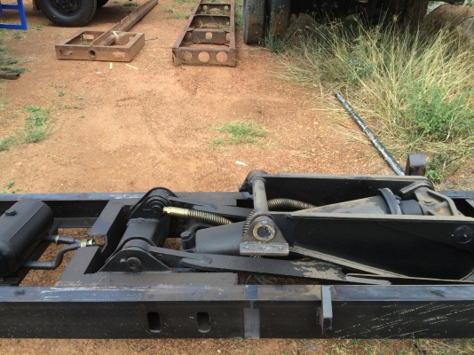 ขายกะบะดั๊มพร้อมกระบอกดั๊มสำหรับ 6ล้อ อีซูซุ NPR ของใหม่ยังไม่ผ่านการใช้งาน