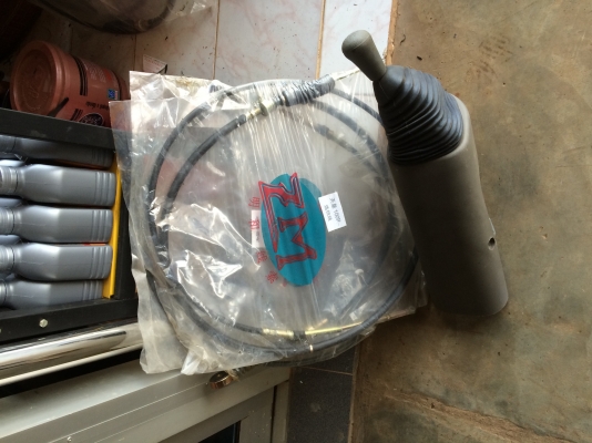 ขายคันเกียร์ อีซูซุ NKR พร้อมสายเกียร์ 2 เส้น