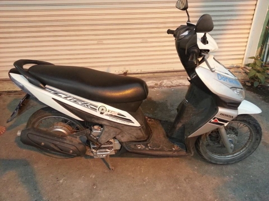 ฮอนด้า คลิก เพล เครื่องเดิมๆ