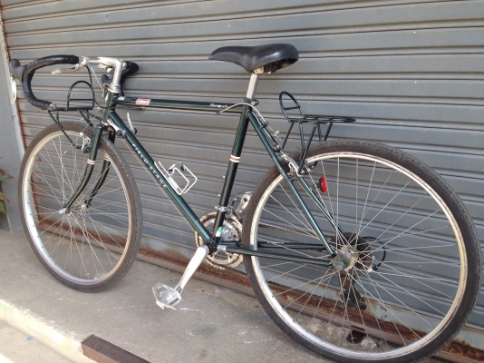 ขายจักรยานทัวริง Coleman สภาพสวย ปั่นดี พร้อมชุดเกียร์ Shimano มีตะแกงหน้า-หลังครบ เหมาะกับผู้ใช้ที่สูง 165-175cm. ขายจักรยานทัวริง Coleman สภาพสวย ปั่นดี พร้อมชุดเกียร์ Shimano มีตะแกงหน้า-หลังครบ เหมาะกับผู้ใช้ที่สูง 165-175cm.