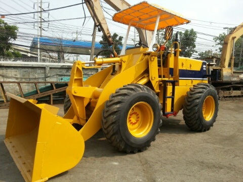 รถตักล้อยาง 510-14199 รถตักล้อยาง 510-14199