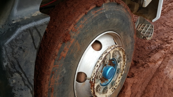 ขายรถพ่วง 22 ล้อ 2 เพลา แม่.ลูก กระบะเหล็กดั้ม HINO 320 ปี.ส ค .46  รถสวย ยางดี ราคาย้อมๆแค่ . 2050000 สนใจรีบจองด่วน