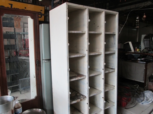 ตู้ล็อกเกอร์  ไม่มีฝา   ขายถูก  แข็งแรง  ขาย1200บาท