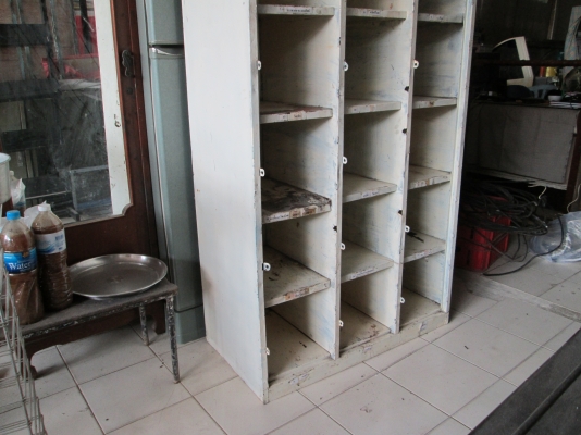 ตู้ล็อกเกอร์  ไม่มีฝา   ขายถูก  แข็งแรง  ขาย1200บาท