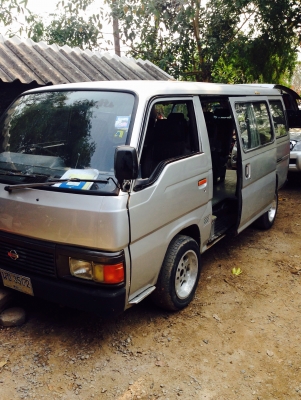 Nissun 2.7 ทะเบียนไม่ขาดต่อ พร้อมโอน สนใจโทร 0899809414