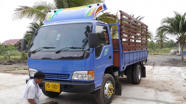 ขายNQR ยาว 4.3 เมตร Fหน้า-หลัง  ปี47