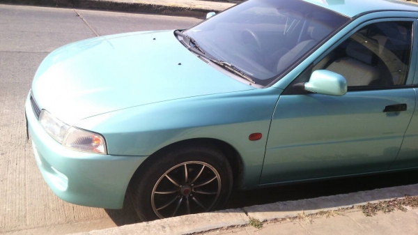 รถเก๋ง ท้ายเบนซ์