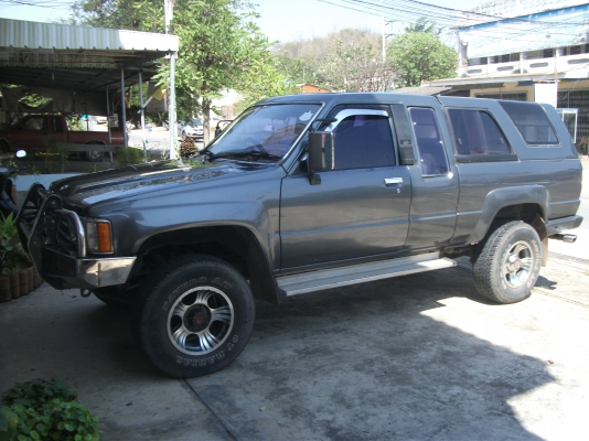 ขาย Toyota Surf YN 61 4x4 แท้ ขาย Toyota Surf YN 61 4x4 แท้