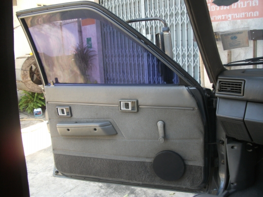 ขาย Toyota Surf YN 61 4x4 แท้ ขาย Toyota Surf YN 61 4x4 แท้