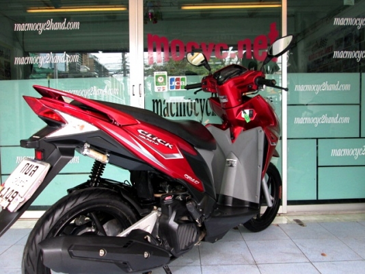 click 125 i สีแดง ตัวท๊อป ล้อแมกซ์ คอมบายเบลก รถเดือน มกราคม ปี 2556 ไมล์ 9 พันโล สภาพสวย ของแถม 2 รายการ 30900
