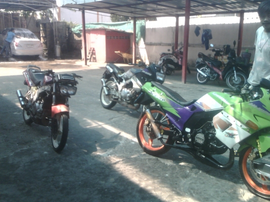 ขายยกฝูง3คันkawasaki kr  150  เล่มเขียวทะเบียน  30000