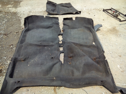 ขายพรมปูพื้นซีวิคท้ายแดง ราคา1,000บาท