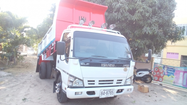 ขาย 6 ล้อดั้ม ISUZU NPR 135 แรง EURO-2 ปี52