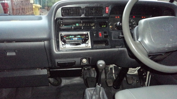 หลังคาเตี้ยช่วงยาว หลังคาเตี้ยช่วงยาว