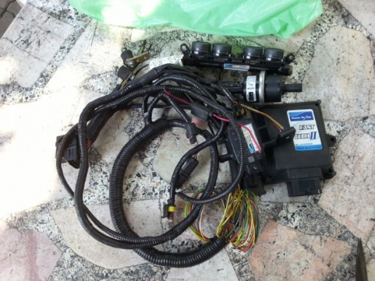 ขายชุดแก๊สหัวฉีด4สูบ กับ6สูบ