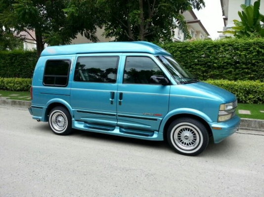 รับฝาก " รถคลาสสิค รถรุ่นเก่า " ทุกรุ่นทุกยี่ห้อ ทุกสภาพ รับเงินทันที