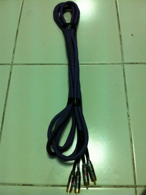 สาย Stinger Dream Series Triple Shielded pur OFC 5เมตร สาย Stinger Dream Series Triple Shielded pur OFC 5เมตร