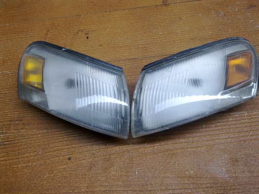 ไฟเลี้ยวae100