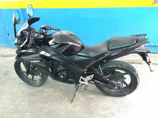 ขาย HONDA CBR 150 i ปี 55 สภาพภายนอกเดิมๆ เครื่องดี,มีทำปลายท่ออย่างเดียว,ยางหลังโล้น,เล่มพร้อมโอน ขาย HONDA CBR 150 i ปี 55 สภาพภายนอกเดิมๆ เครื่องดี,มีทำปลายท่ออย่างเดียว,ยางหลังโล้น,เล่มพร้อมโอน