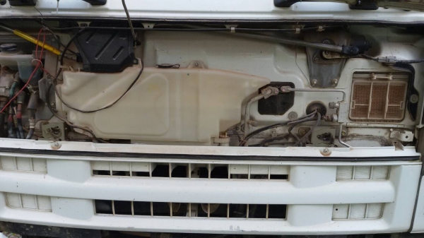 รถอีซูซุ 6 ล้อดั้ม FRR  210 แรงม้า.  ( รถวิ่ง 14x,xxx กว่า กม. )    สนใจติดต่อ  081 - 6079515