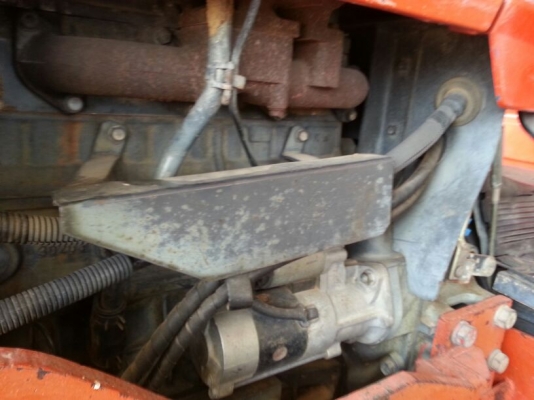 รถไถ KUBOTA  M9000. 2 เพลา.    ( รถทำงาน 5,xxx ชม. )    สนใจติดต่อ  081 - 6079515