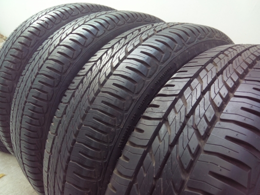 ขายล้อเดิมhonda jazzป้ายแดงขอบ15 ตุมยางยังอยู่ ข่นยังติด