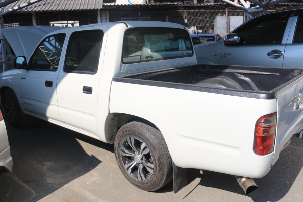 ขายด่วน tiger ปี42 เครื่อง 2500 4 ประตู เพาเวอร์ ไฟฟ้า ทะเบียนพร้อมโอน