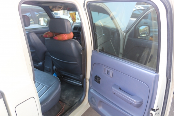 ขายด่วน tiger ปี42 เครื่อง 2500 4 ประตู เพาเวอร์ ไฟฟ้า ทะเบียนพร้อมโอน